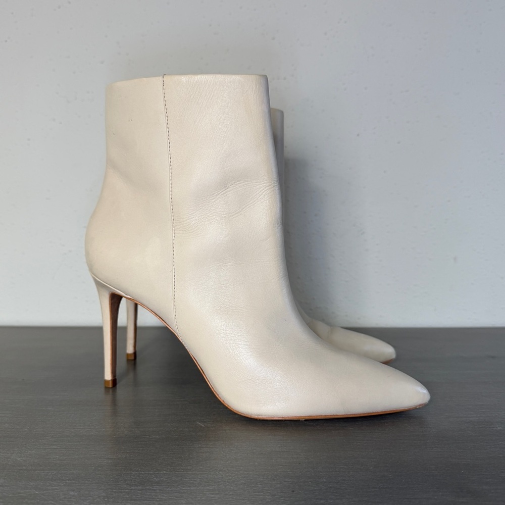 Schutz Women's White Mikki High Stiletto Leather Heel Pointed Toe Booties NWB